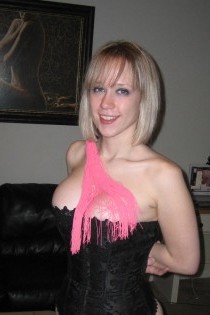 , 23  female escort, sault